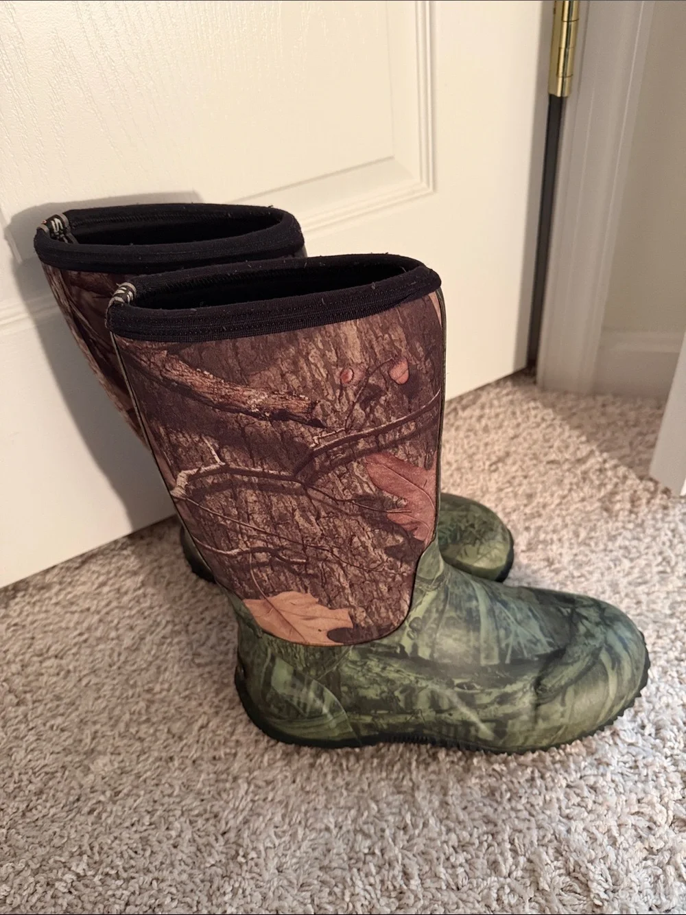 Bogs Kids Camo Green and Brown Waterproof Boots